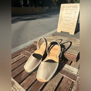 Pons Leather Sandals - Taupe size 6